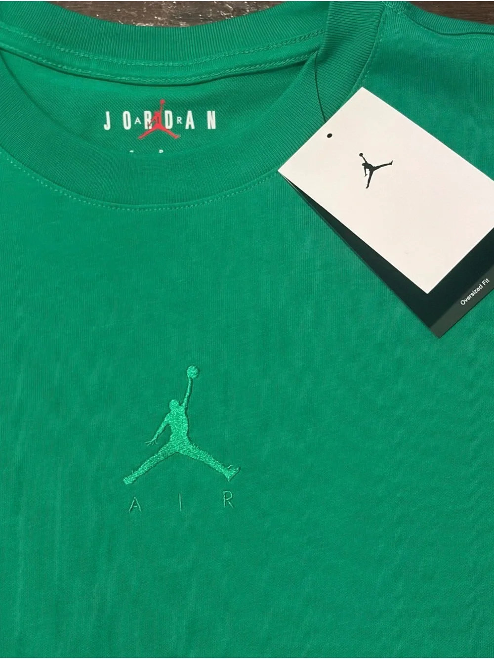 Jordan Flight Essentials Men’s Oversized T-Shirt in Lucky Green SMALL